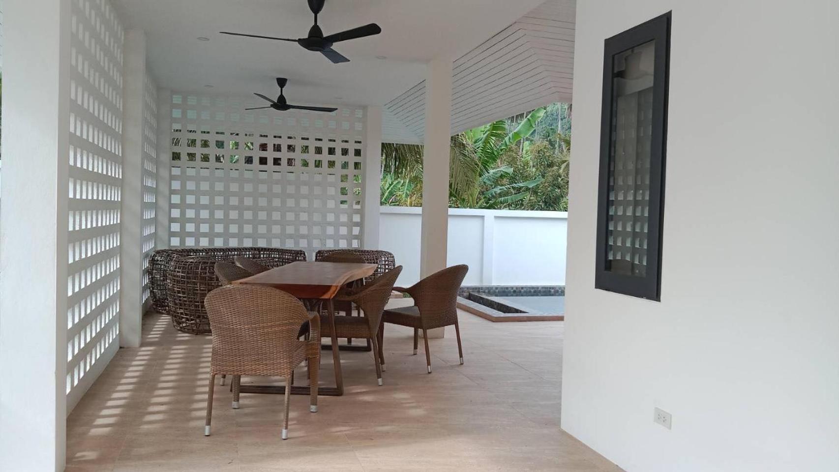 Carissa * Amphoe Koksamui